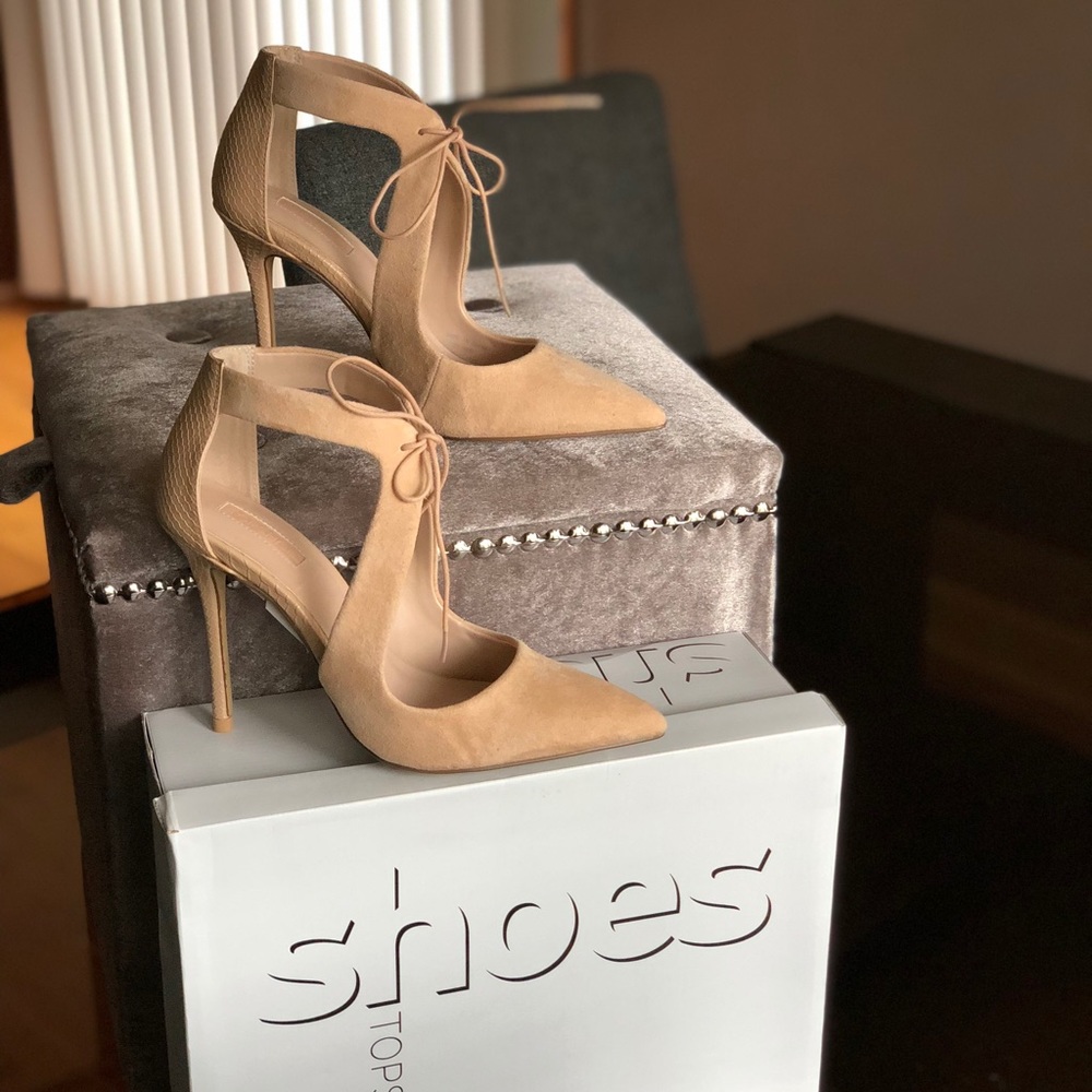 NWT Topshop “Genie” Lace Up Suede Heel -Size 7.5